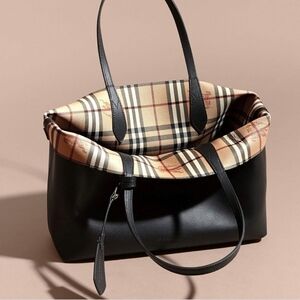 Burberry Medium Reversible Tote in Haymarket Check and Black Leather AUTHENTIC